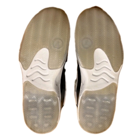 Air Jordan Max Aura 2 White / Black Men's Sneakers Size 9.5 (EUC) - Picture 9 of 9